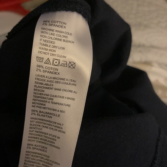 NWOT Tommy Bahama Woman’s Navy pullover v neck Belle sleeves slit sides Medium - Picture 6 of 6